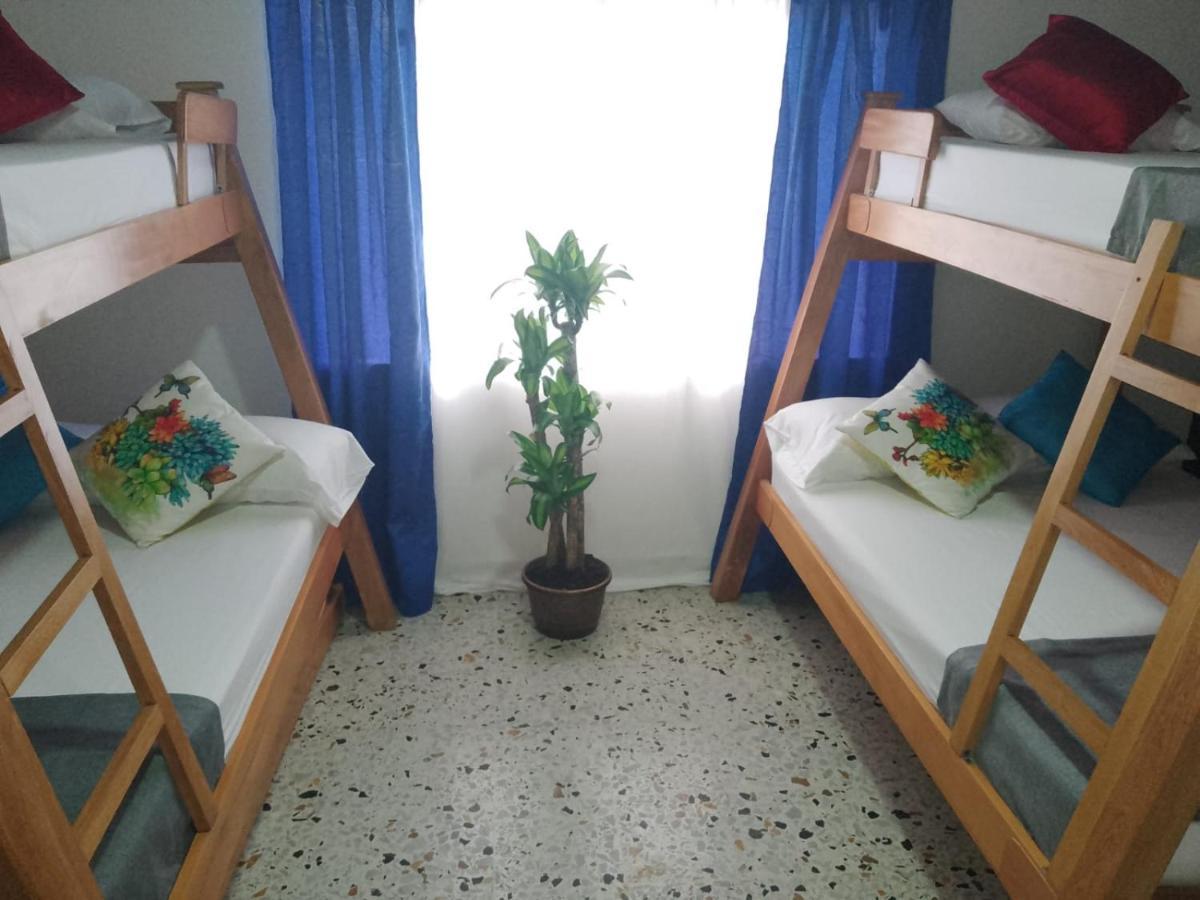 Hotel Villa Гуатапе Экстерьер фото