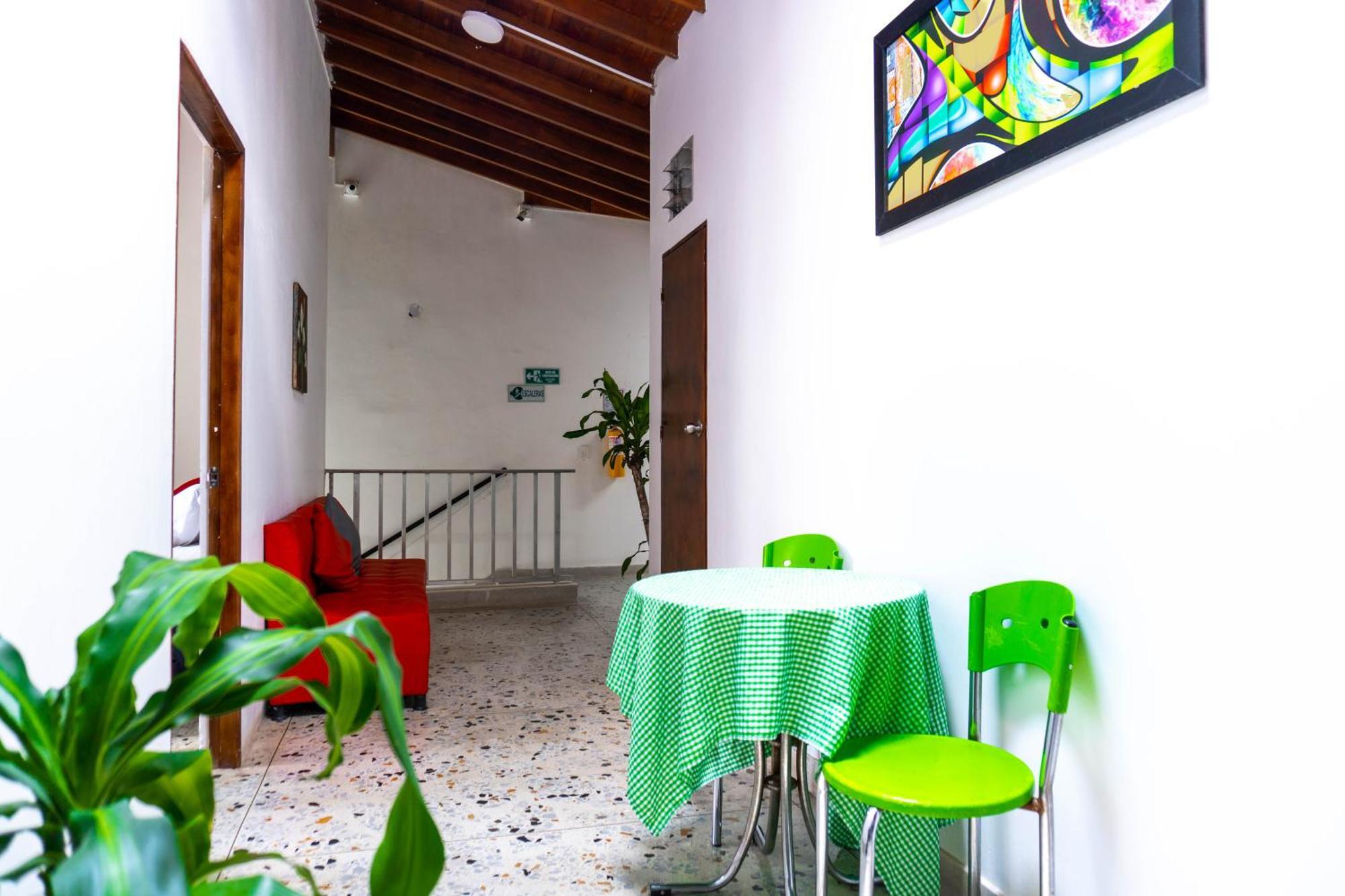Hotel Villa Гуатапе Экстерьер фото